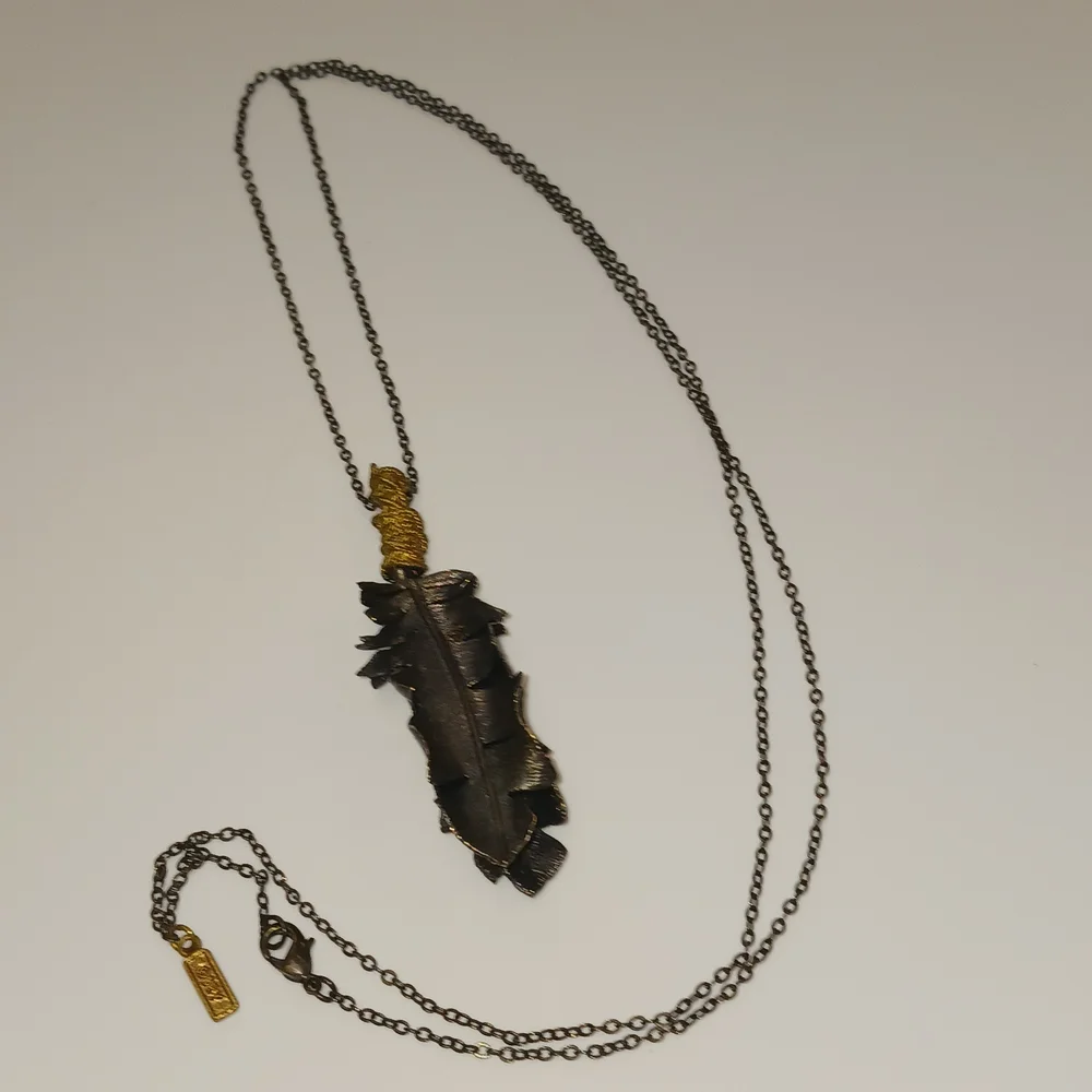 Feather Pendant Necklace - Picture 3 of 9